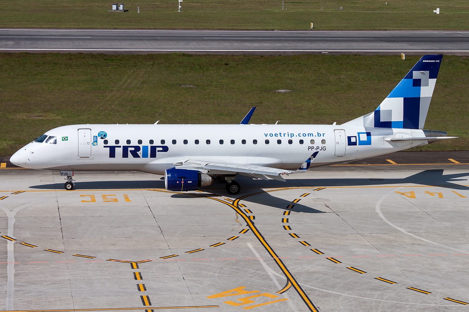 PP-PJG - Embraer 170-200LR