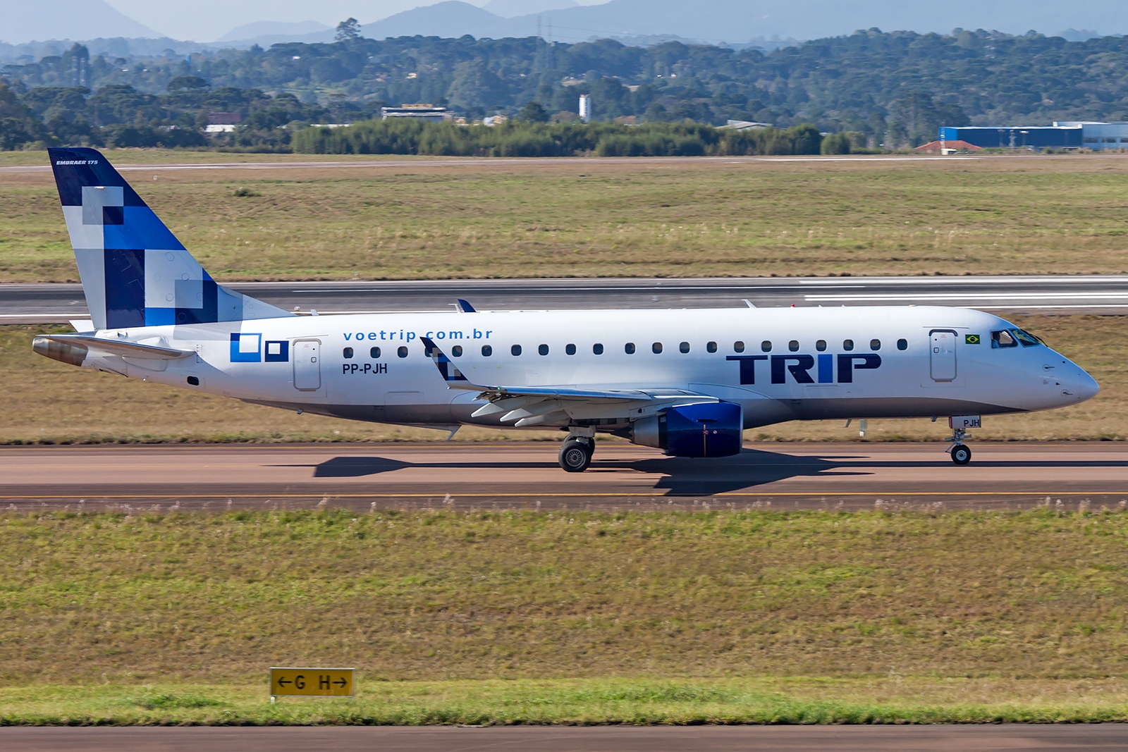 PP-PJH - Embraer 170-200LR