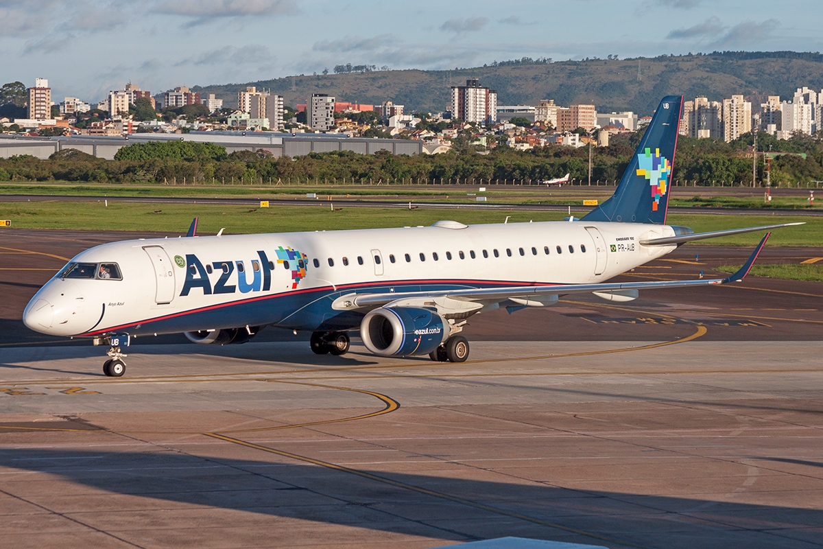 PR-AUB - Embraer 190-200