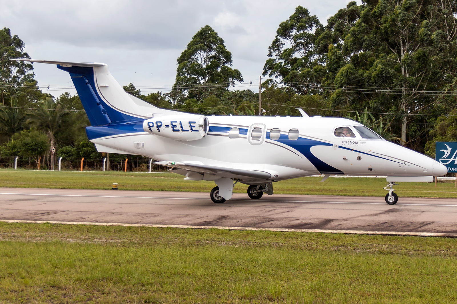 PP-ELE - Embraer EMB-500 Phenom 100