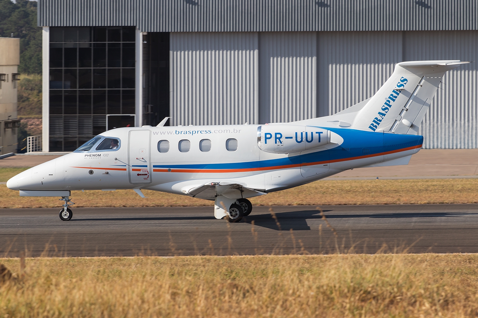 PR-UUT - Embraer EMB-500 Phenom 100