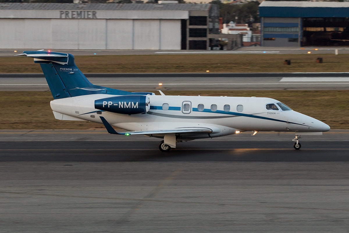 PP-NMM - Embraer EMB-505 Phenom 300