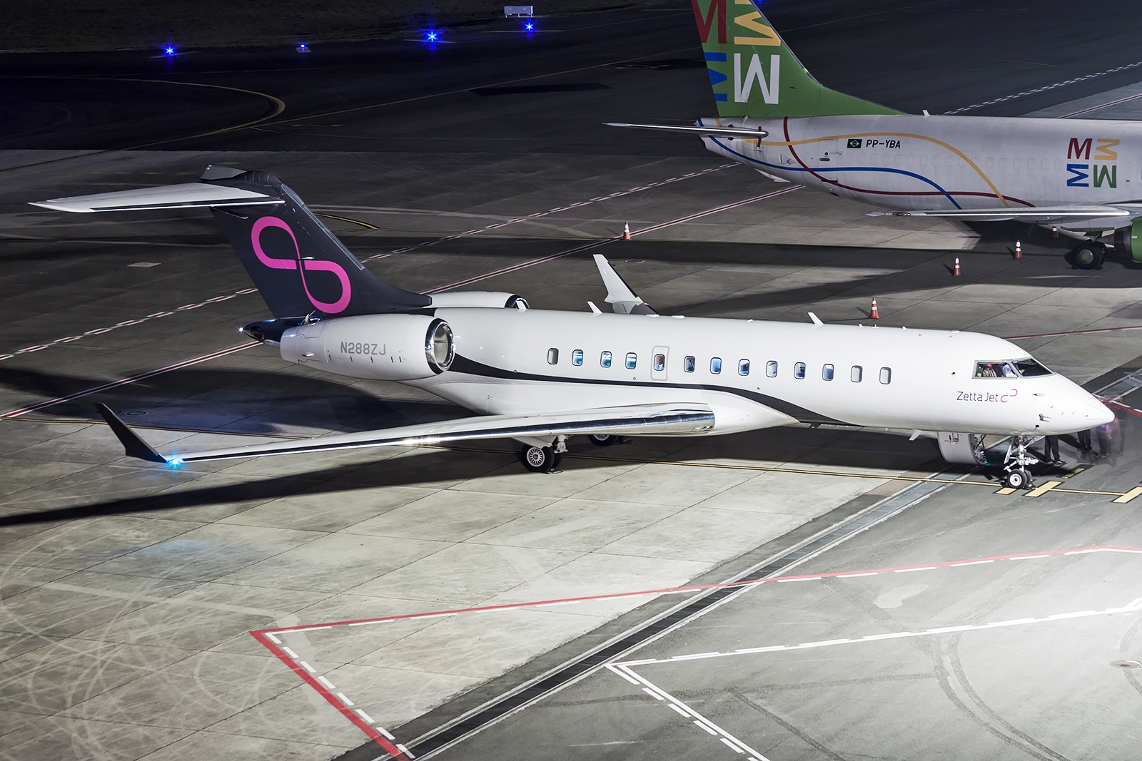N288ZJ - Bombardier BD-700 Global Express