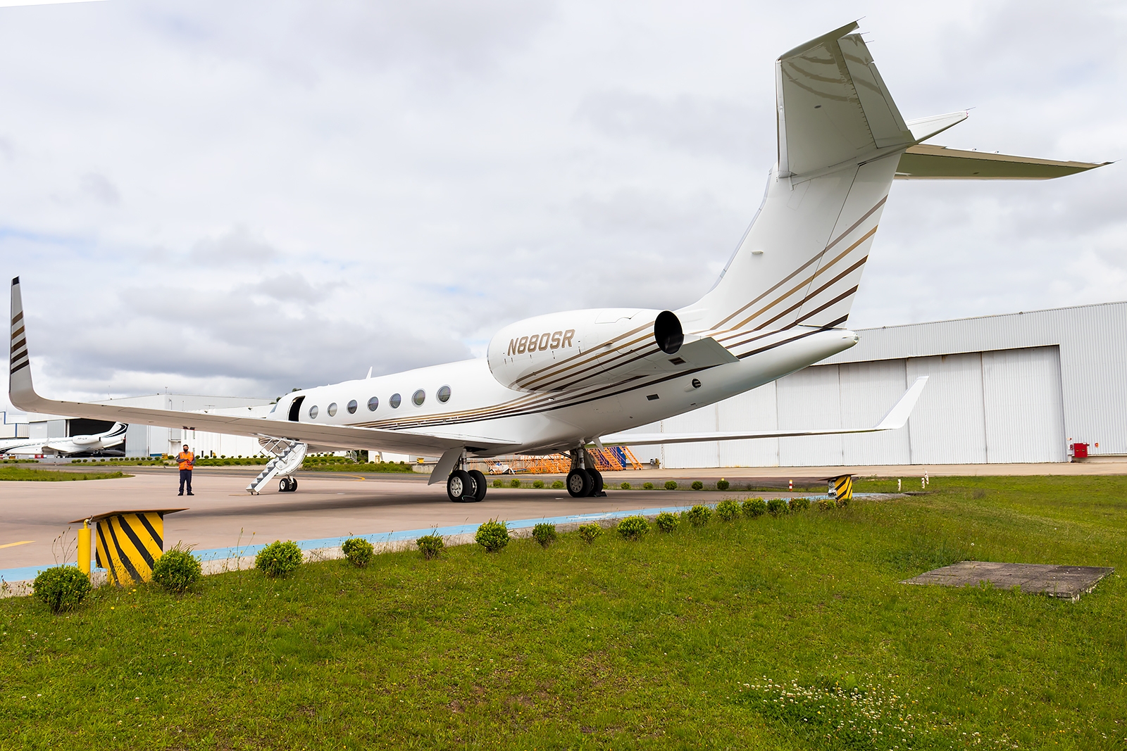 N880SR - Gulfstream G550