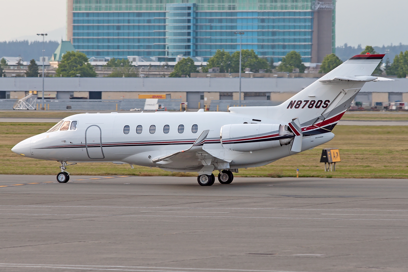 N878QS - Hawker Beechcraft 900XP