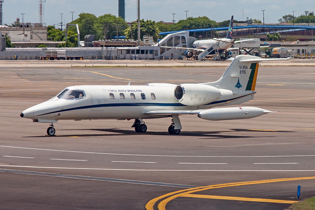 FAB2715 - Gates Learjet U-35A