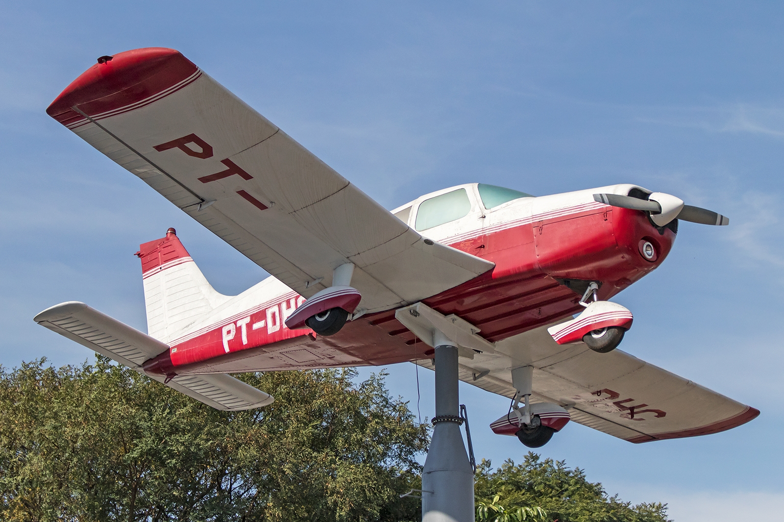 PT-DHC - Piper PA-28-180 Cherokee