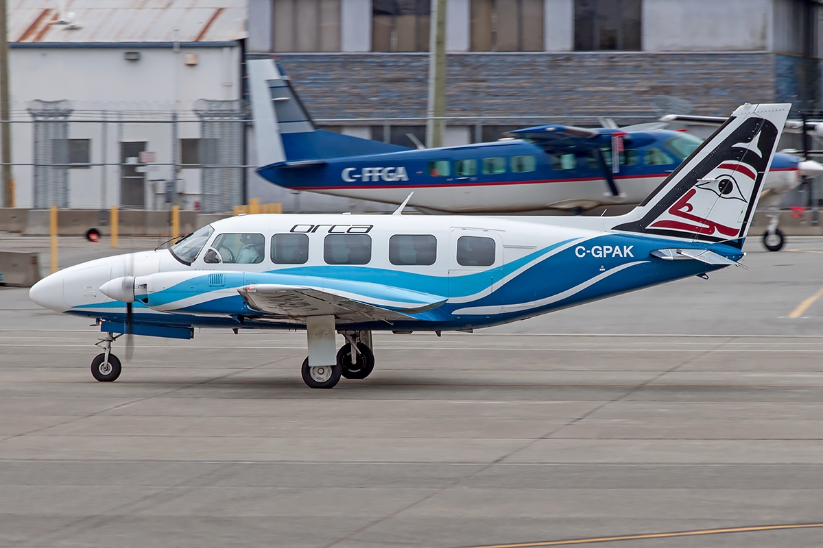 C-GPAK - Piper PA-31-350 Navajo Chieftain