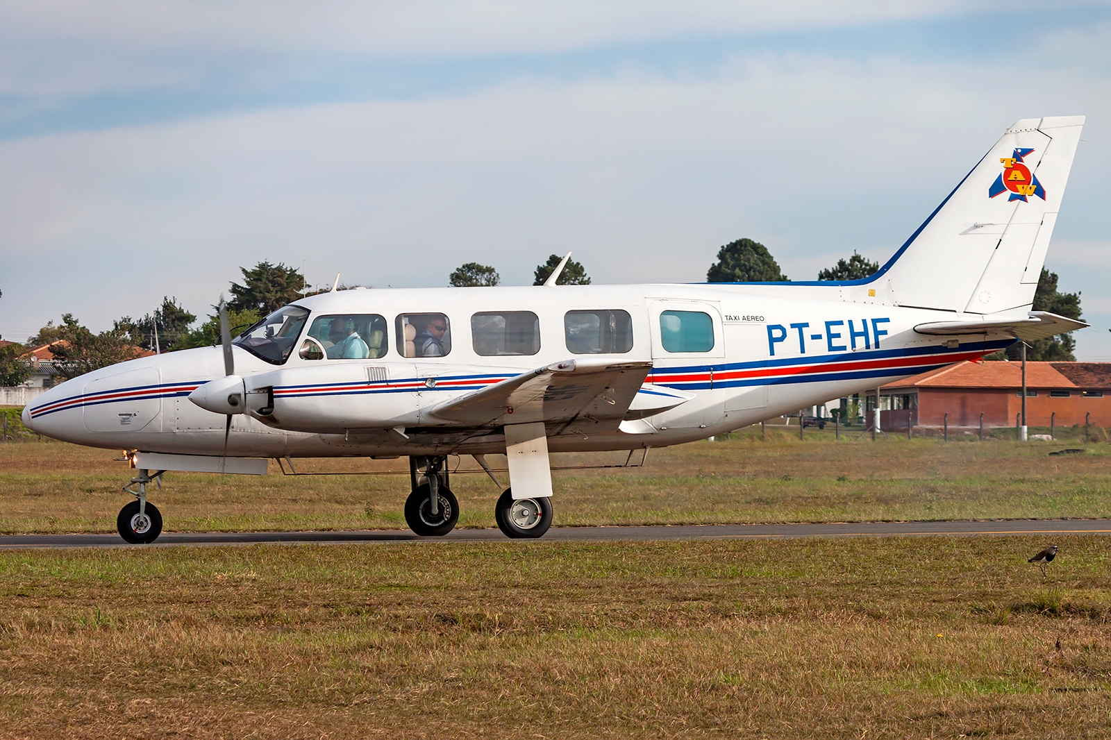 PT-EHF - Embraer EMB-820C NAVAJO