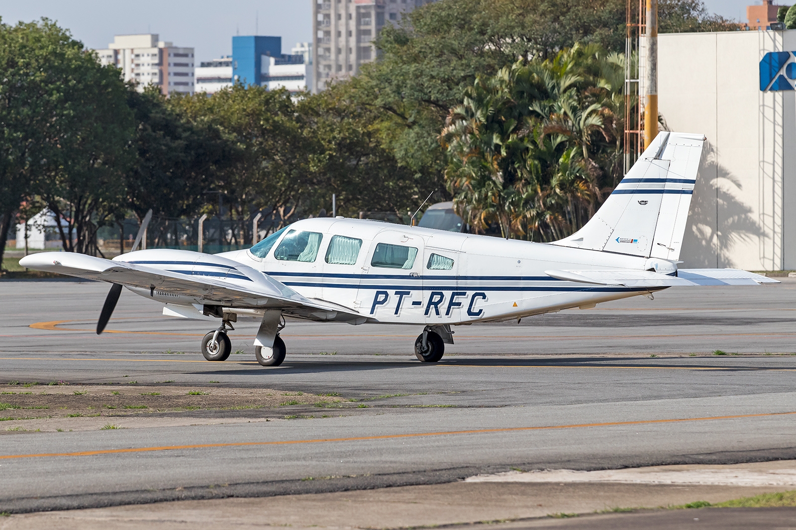 PT-RFC - Embraer EMB-810C Seneca II