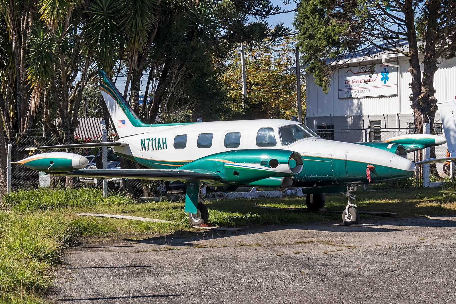 N711AH - Piper PA-31T Cheyenne II