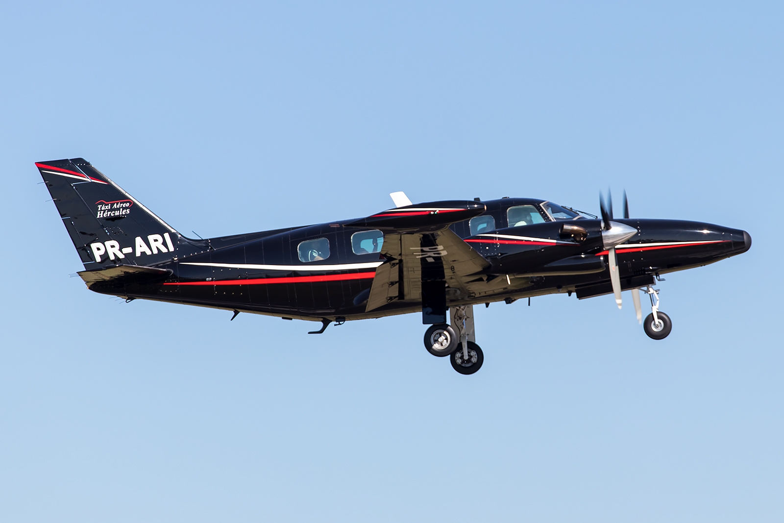 PR-ARI - Piper PA-31T2 Cheyenne II XL