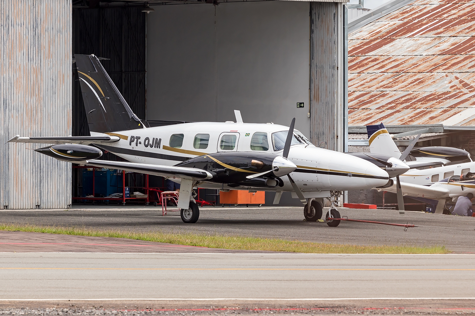 PT-OJM - Piper PA-31T Cheyenne II