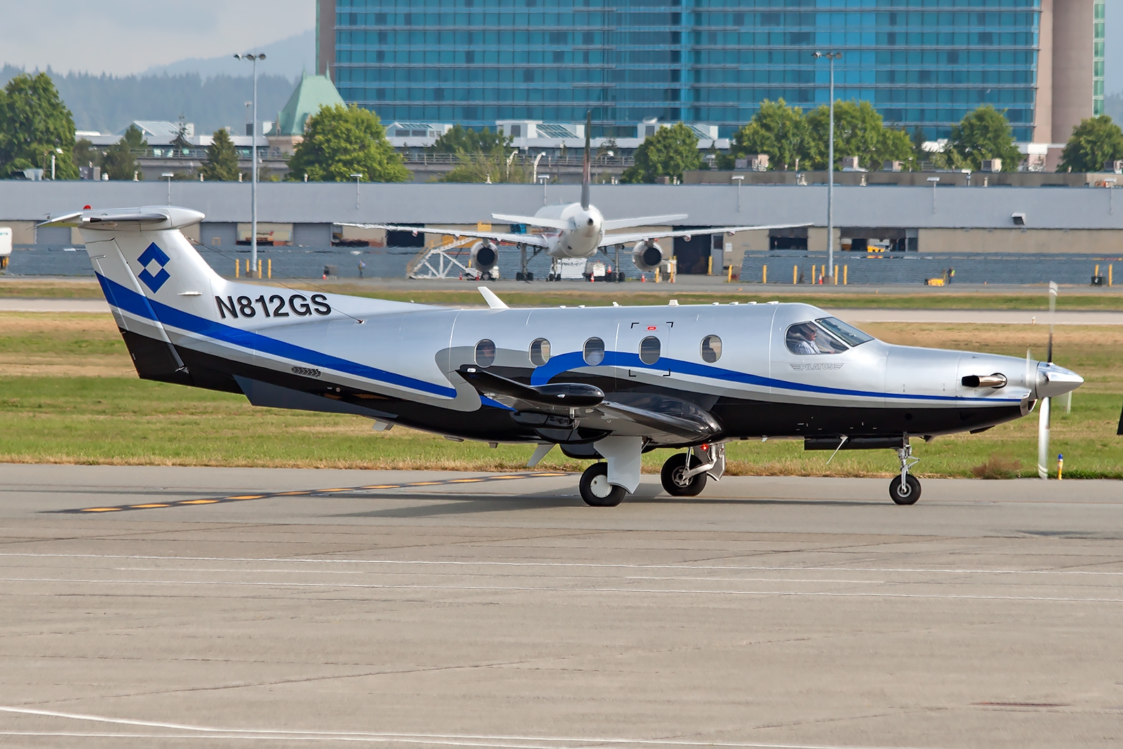 N812GS - Pilatus PC-12