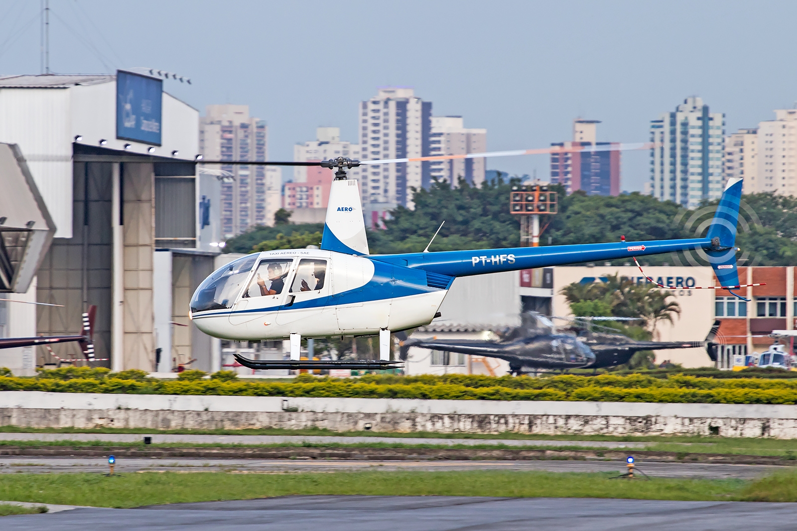 PT-HFS - Robinson R44