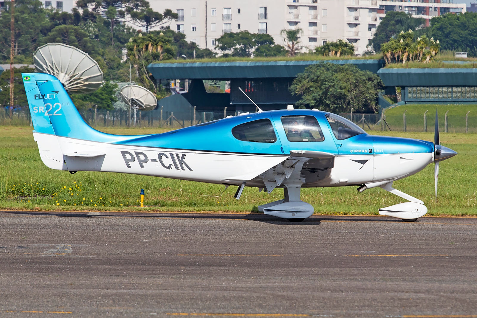 PP-CIK - Cirrus SR22