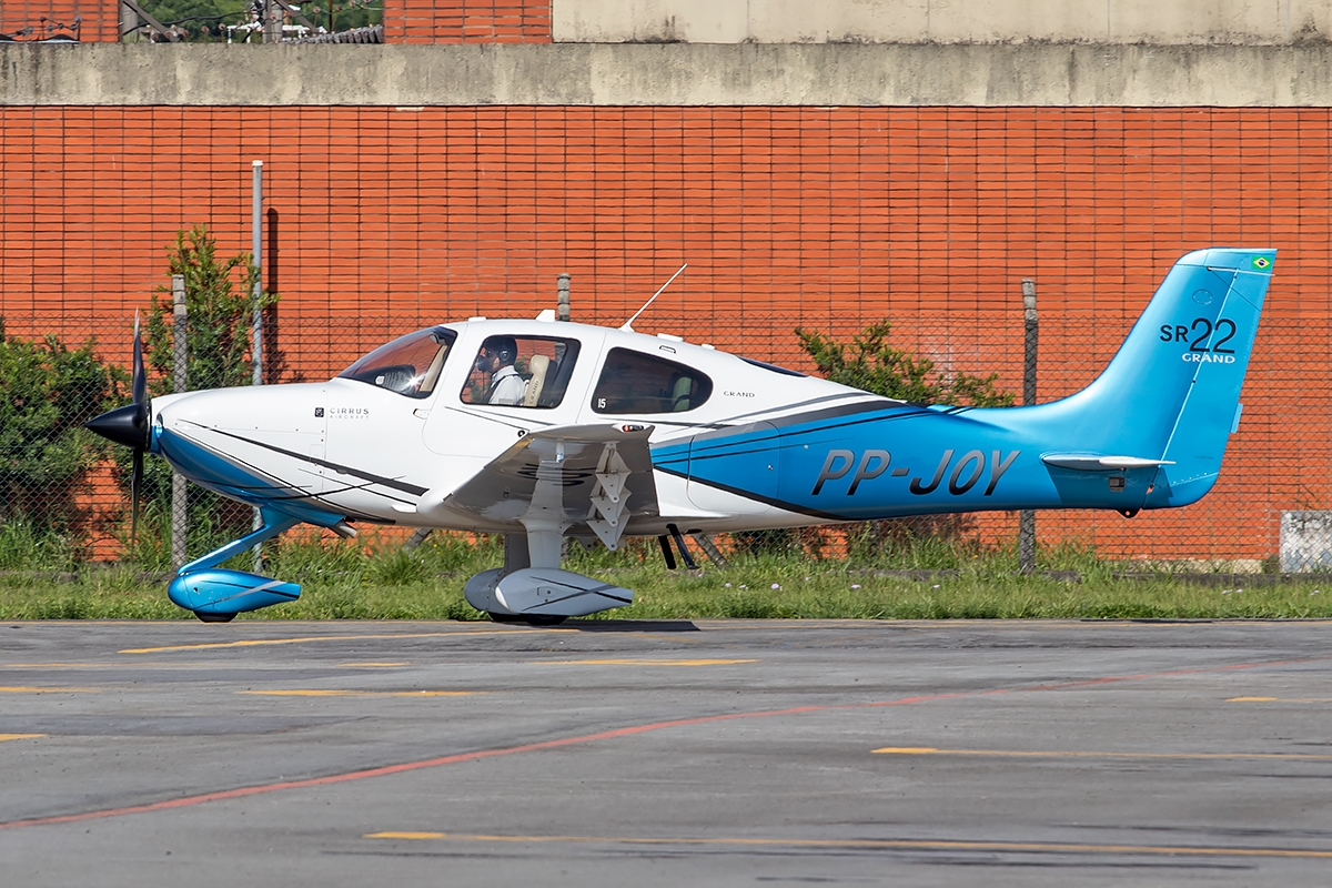 PP-JOY - Cirrus SR22 Grand