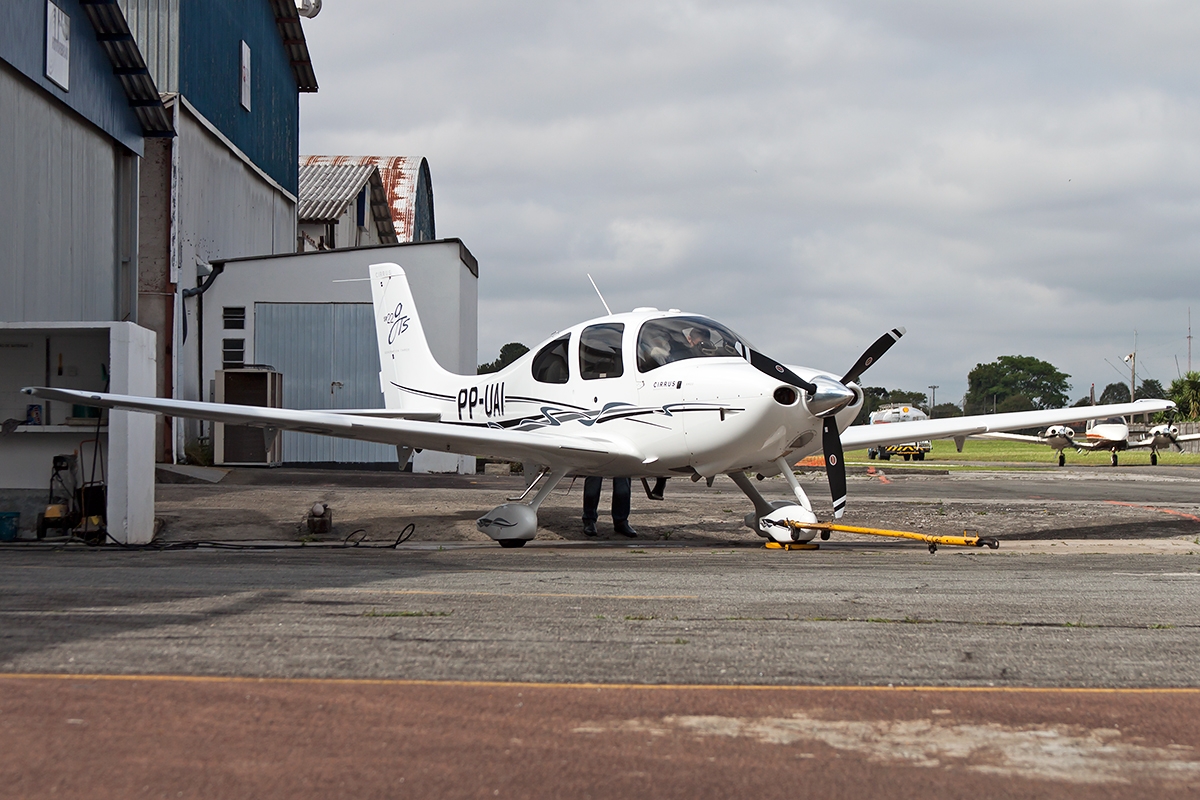 PP-UAI - Cirrus SR22