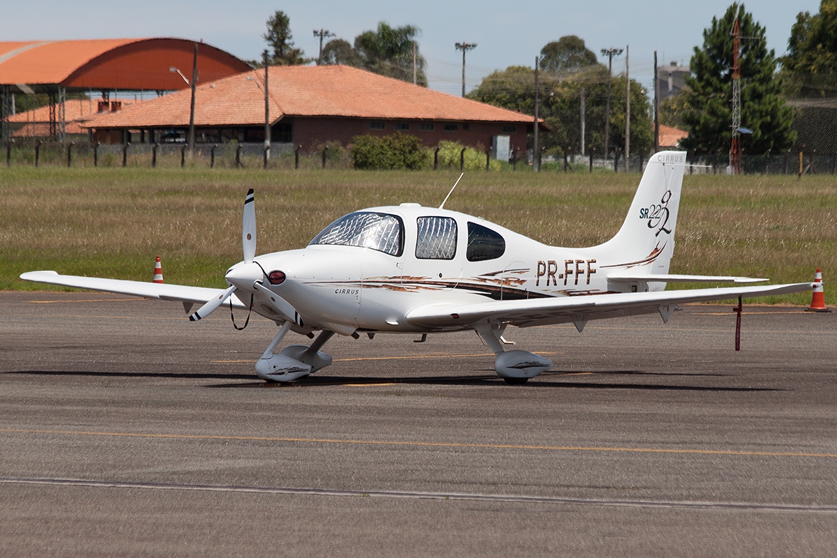 PR-FFF - Cirrus SR22