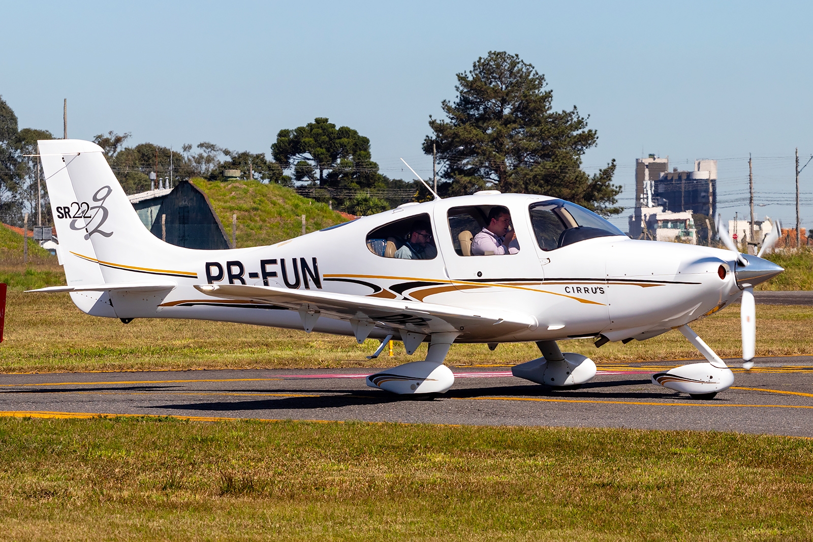 PR-FUN - Cirrus SR22 G2