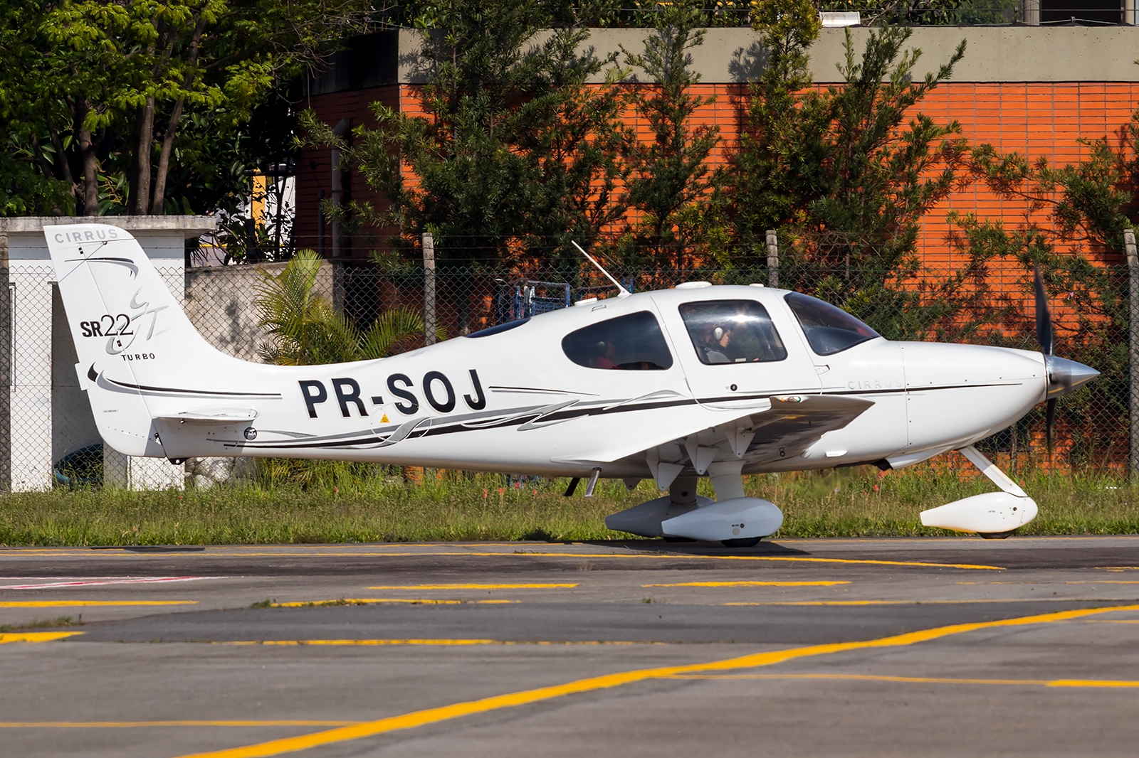 PR-SOJ - Cirrus SR22