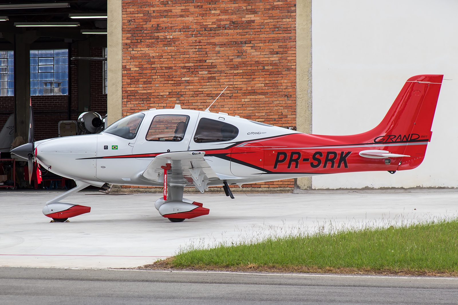 PR-SRK - Cirrus SR22