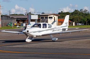 PR-VIV - Cirrus SR22