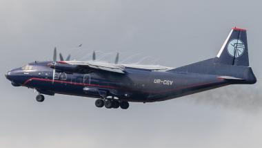 UR-CGV - Antonov AN-12