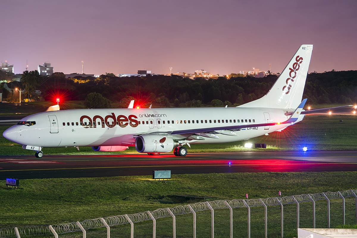 LV-HKZ - Boeing 737-800