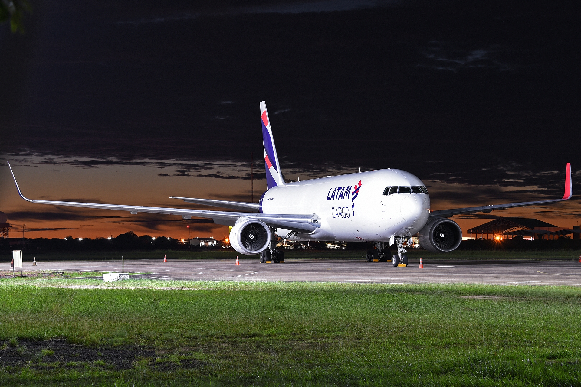 PR-ABD - Boeing 767-300F