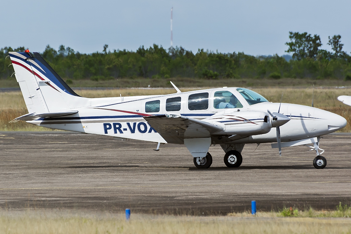 PR-VOX - Beechcraft 58 Baron