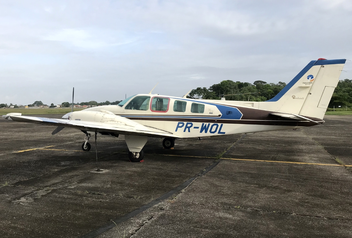 PR-WOL - Beechcraft 58 Baron