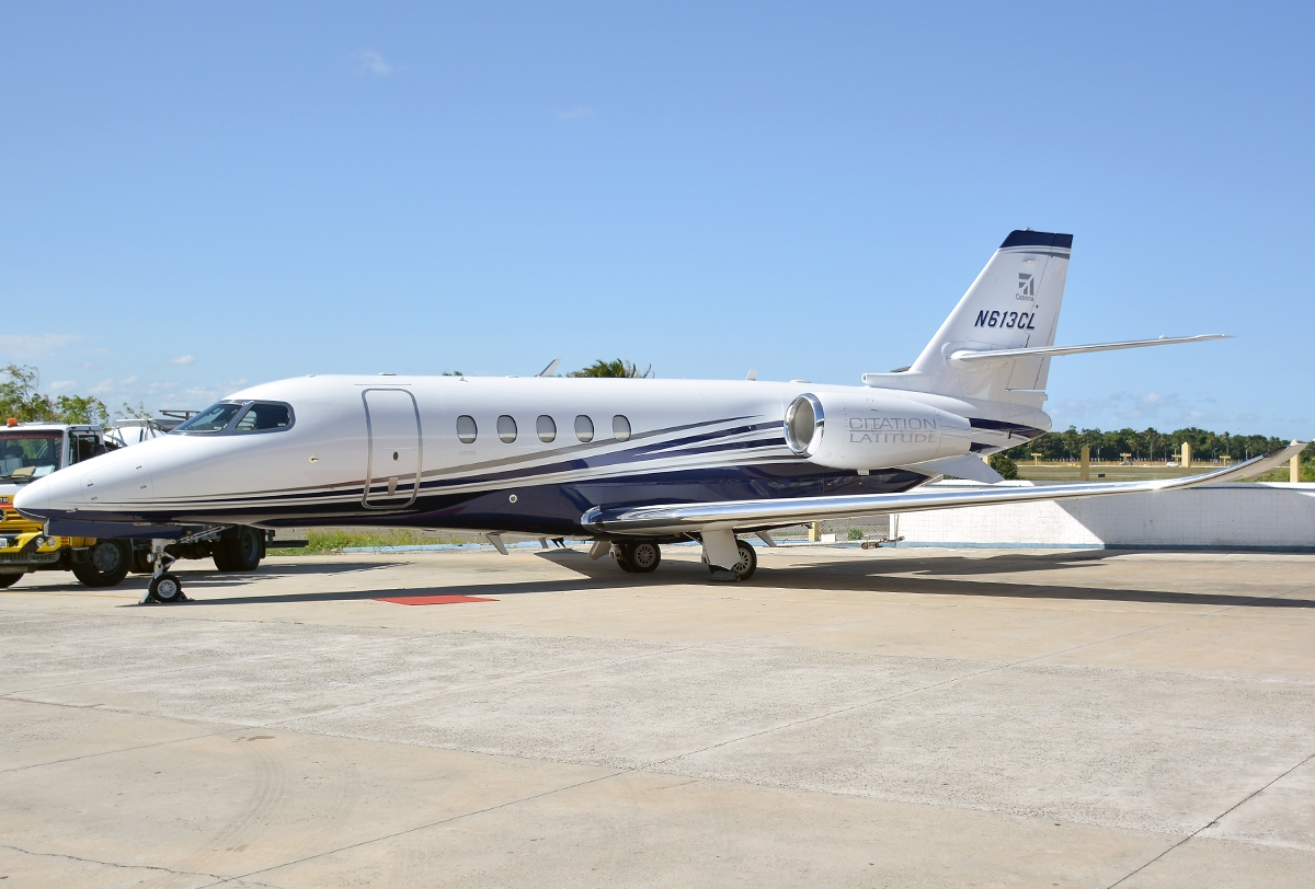 N613CL - Cessna Citation Latitude