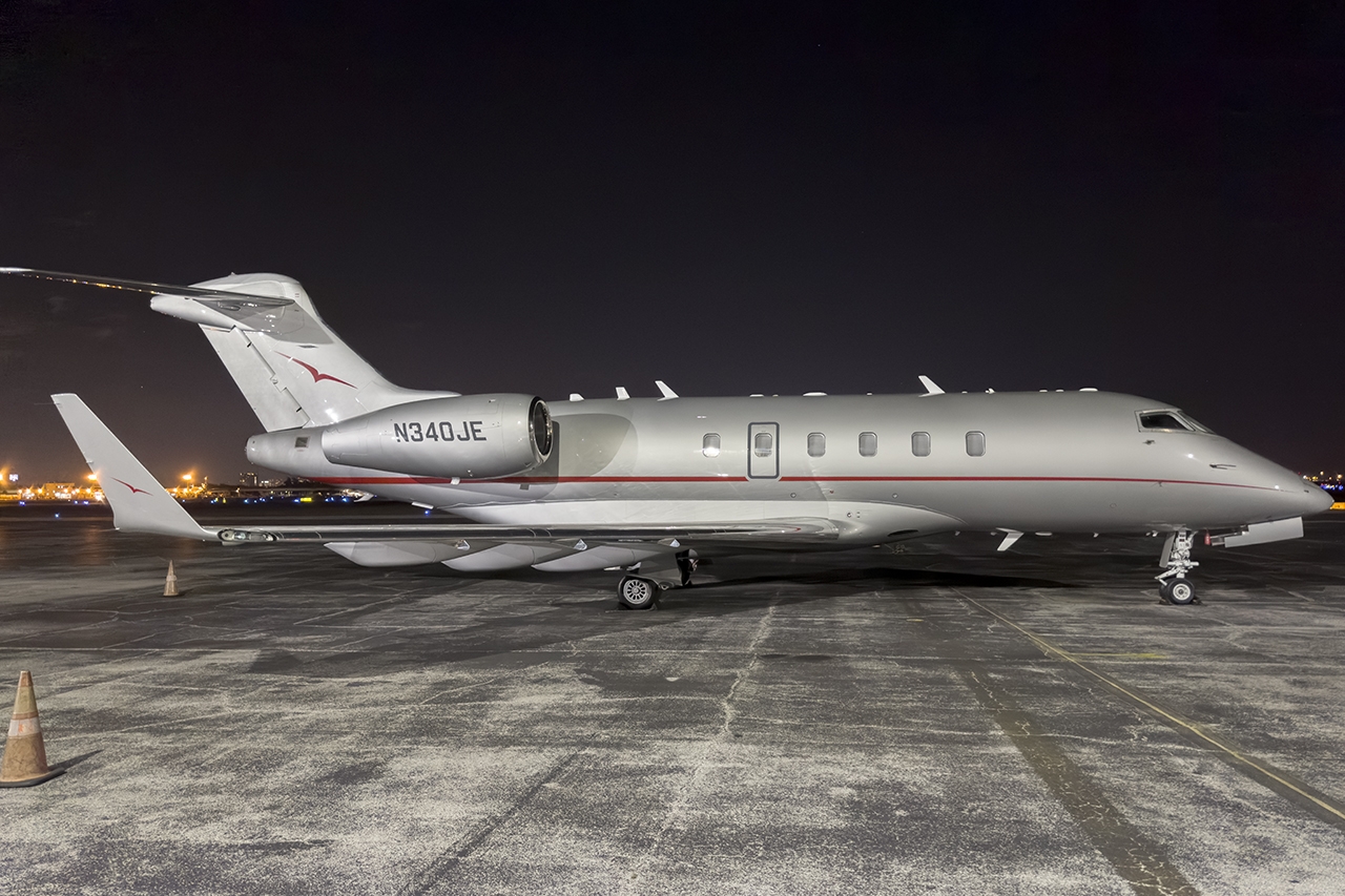 N340JE - Bombardier BD-100-1A10 Challenger 300