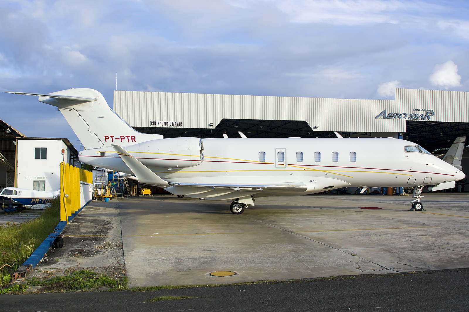 PT-PTR - Bombardier BD-100-1A10 Challenger 300