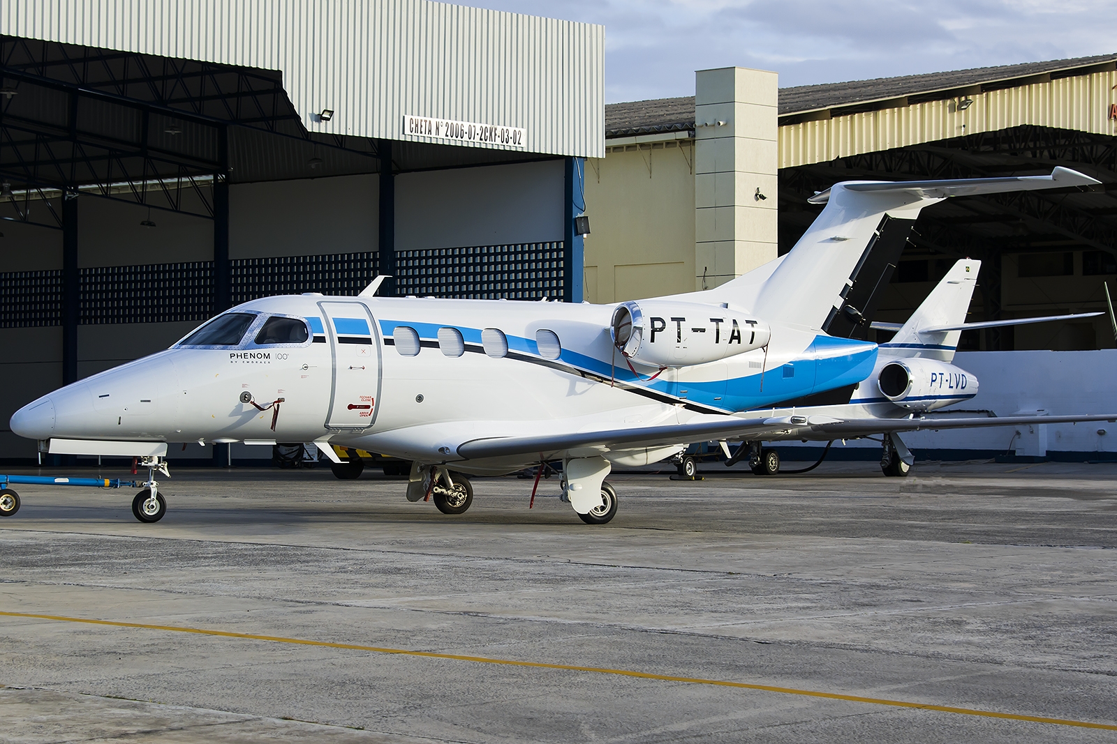 PT-TAT - Embraer EMB-500 Phenom 100