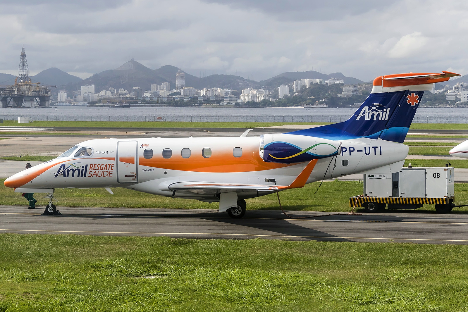 PP-UTI - Embraer EMB-505 Phenom 300