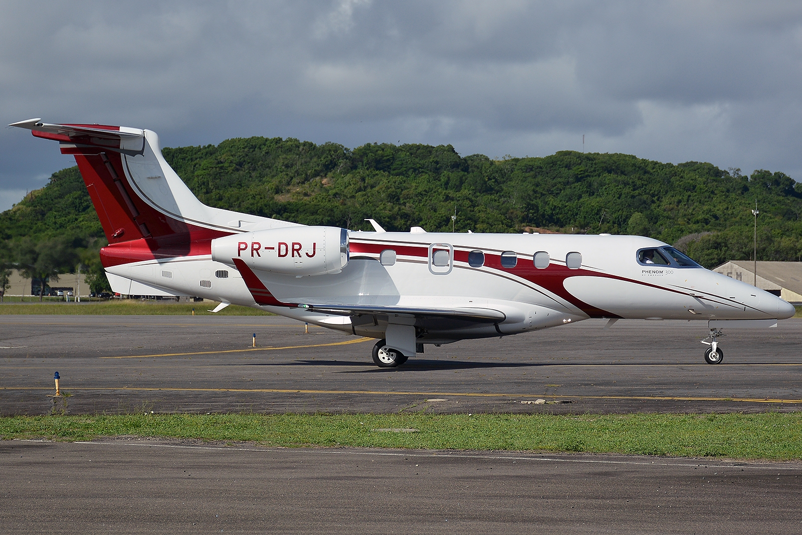 PR-DRJ - Embraer EMB-505 Phenom 300