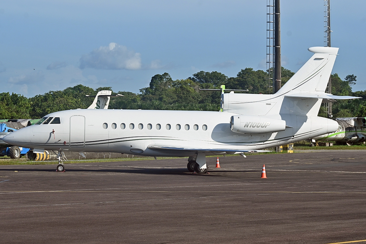 N100UP - Dassault Falcon 900