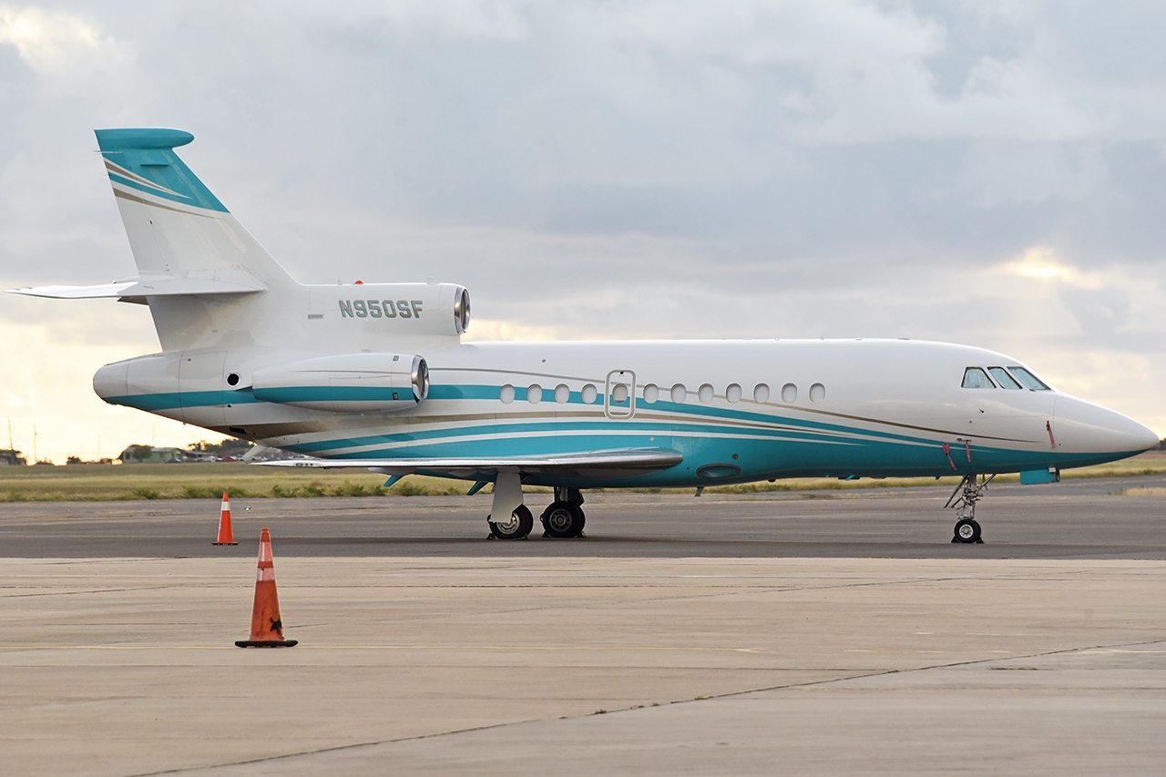 N950SF - Dassault Falcon 900