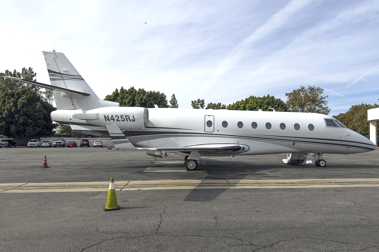 N425RJ - Gulfstream G200