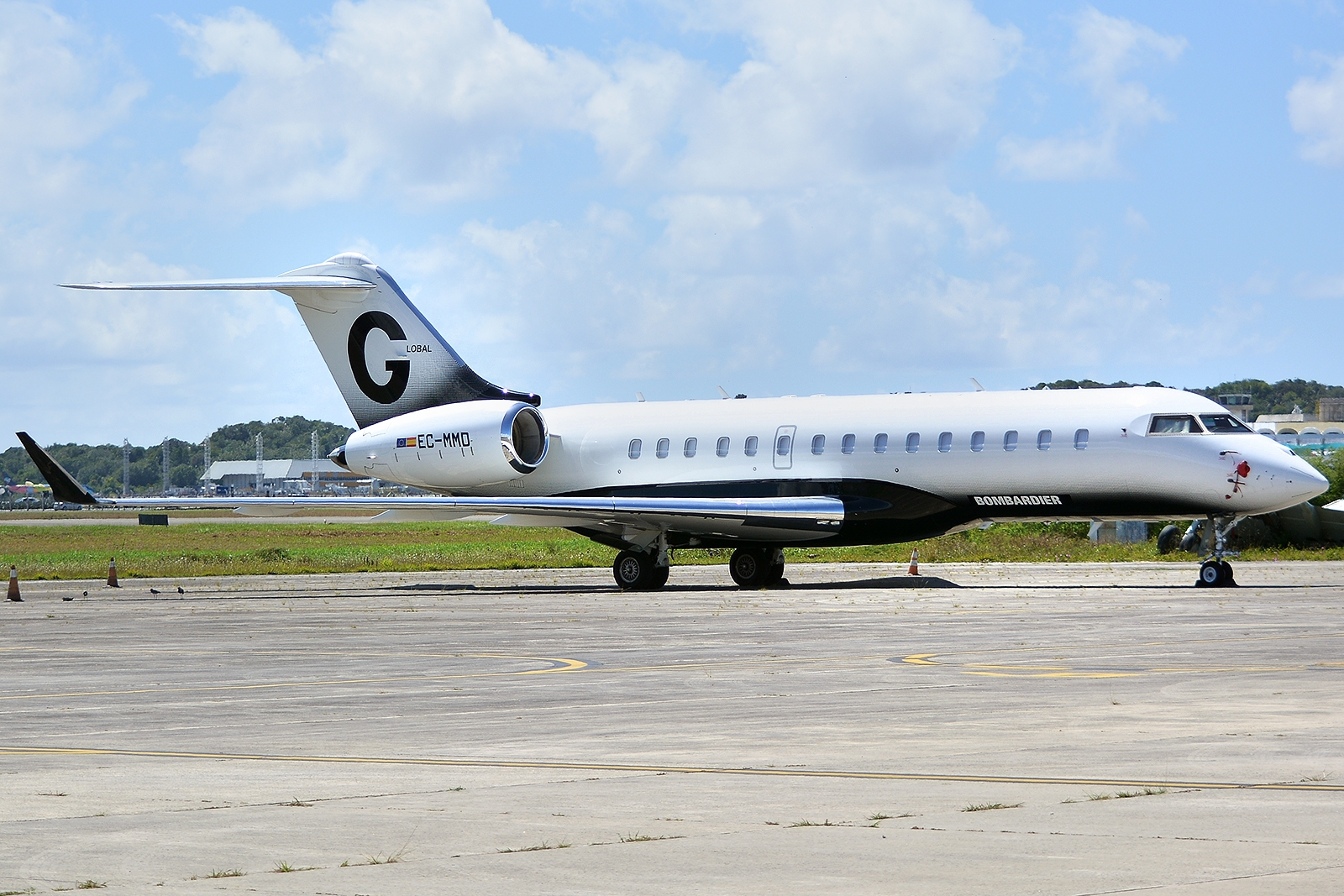 EC-MMD - Bombardier BD-700 Global 6000