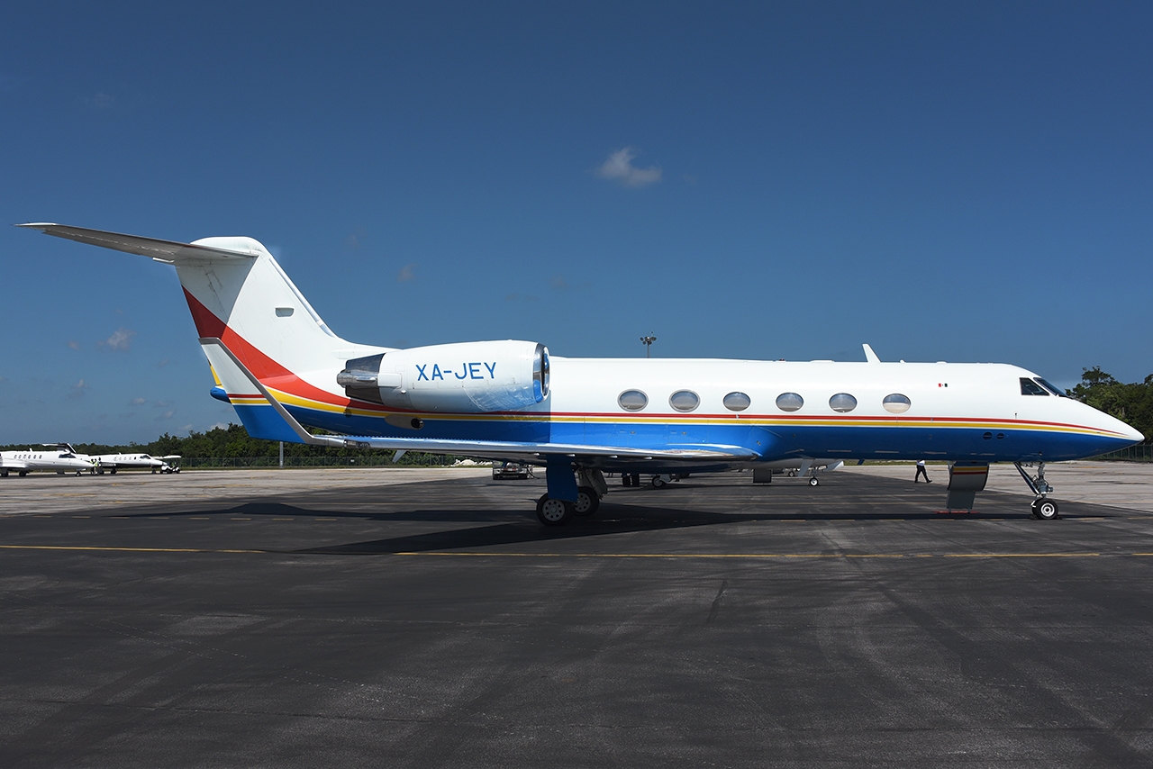 XA-JEY - Gulfstream GIV-SP