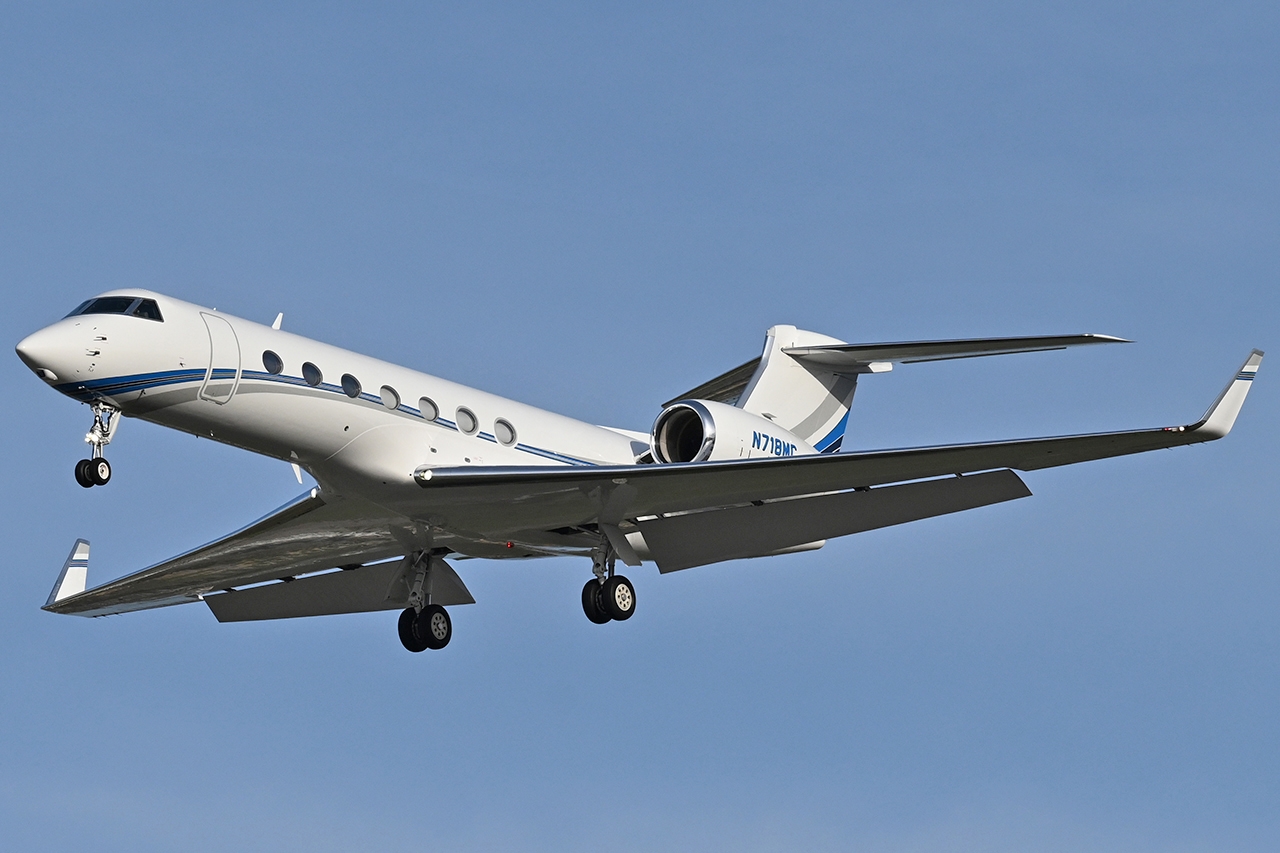 N718MC - Gulfstream G550