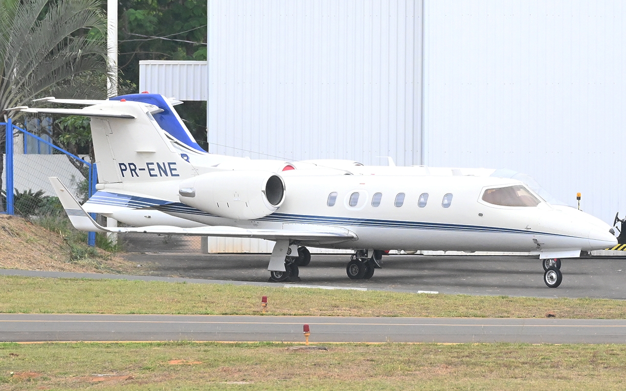 PR-ENE - Bombardier Learjet 31A