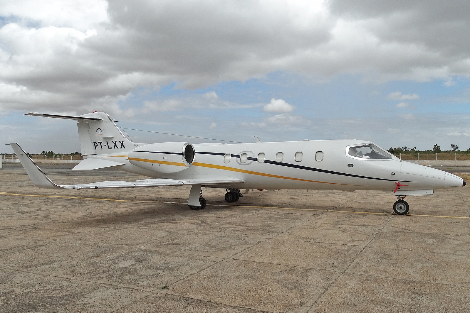 PT-LXX - Bombardier Learjet 31A