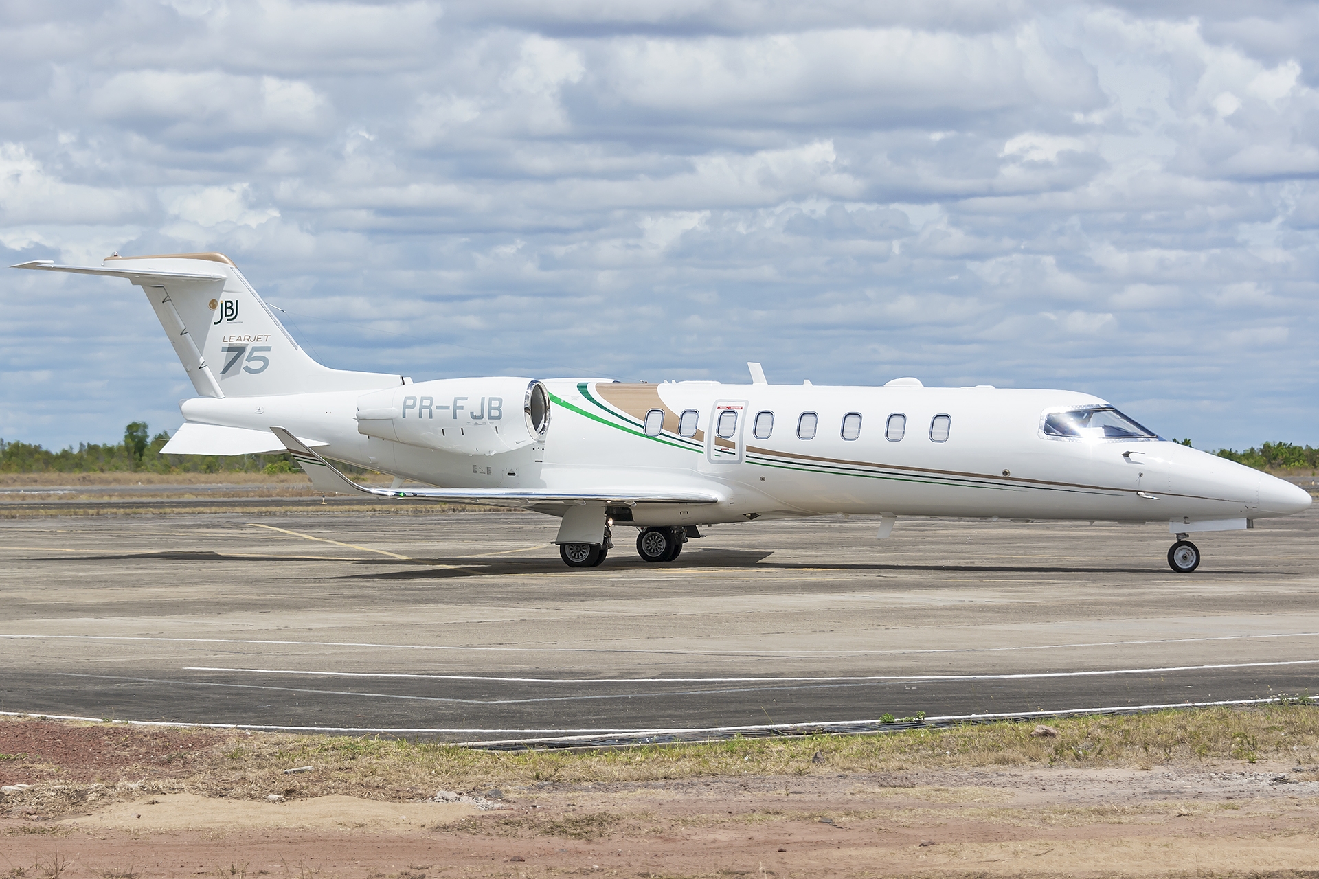 PR-FJB - Bombardier Learjet 75