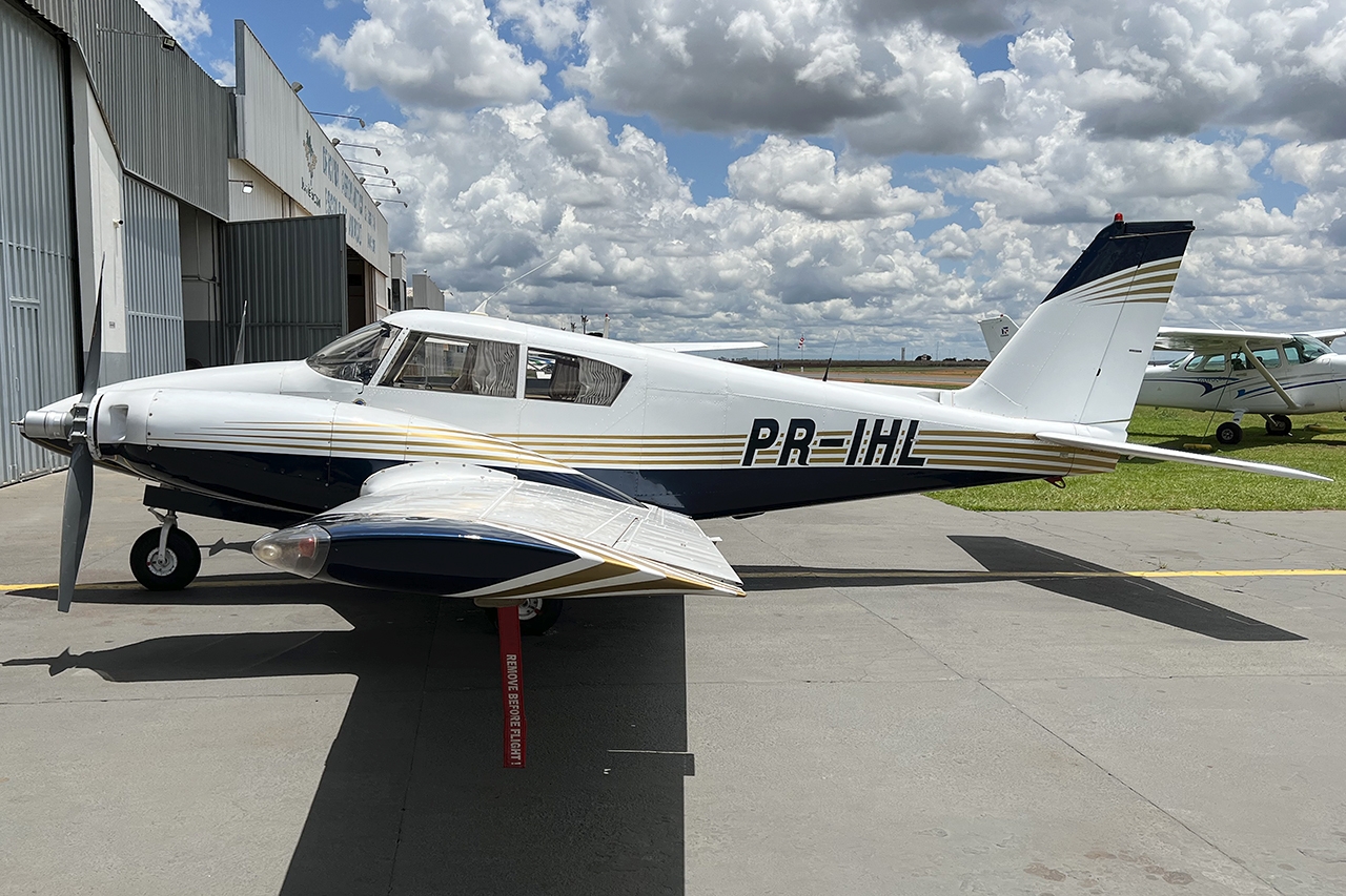 PR-IHL - PA-30 Twin Comanche