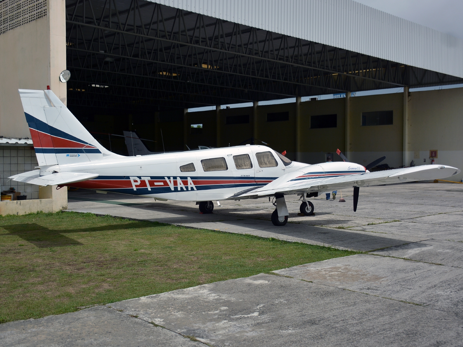 PT-VAA - Embraer EMB-810D Seneca III