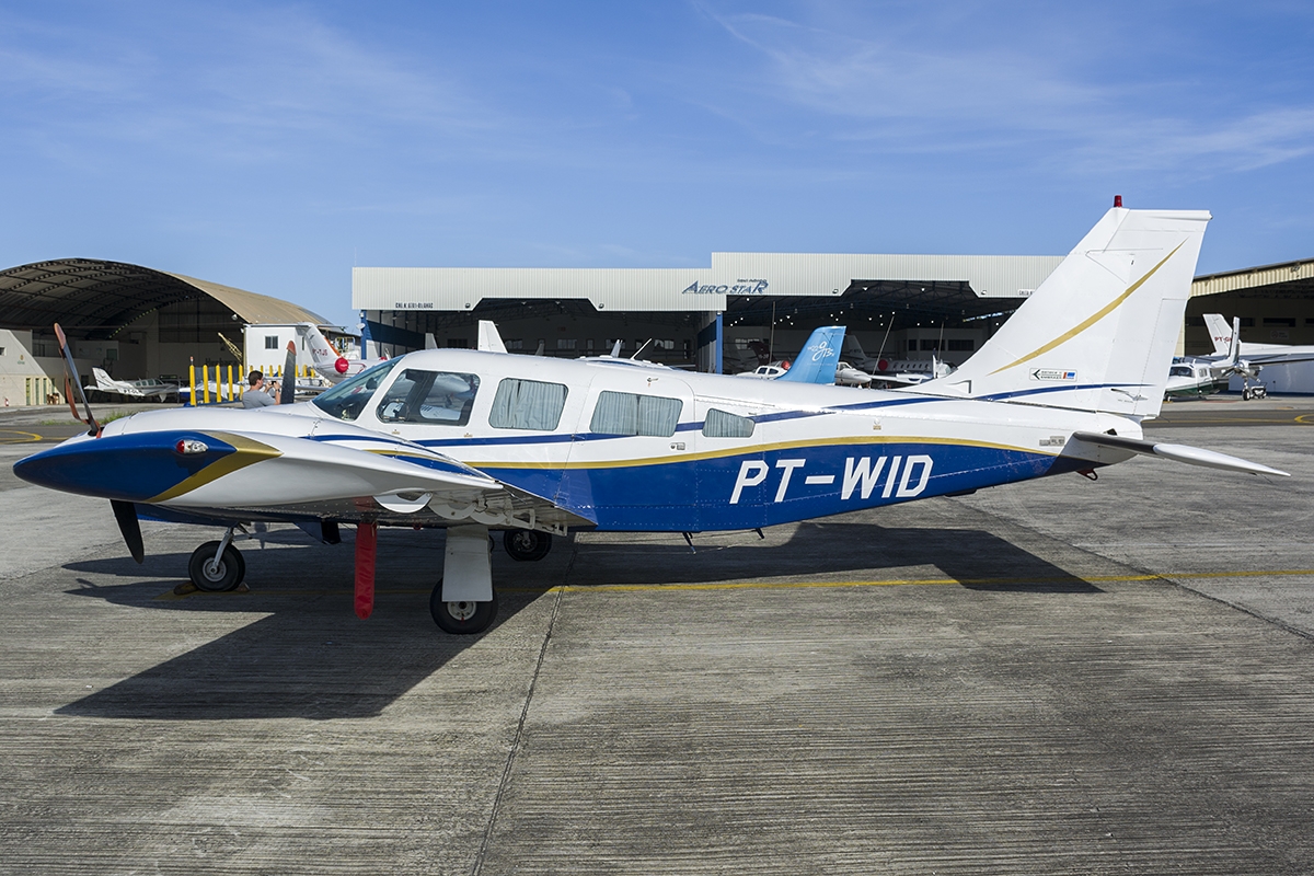 PT-WID - Embraer EMB-810C Seneca II